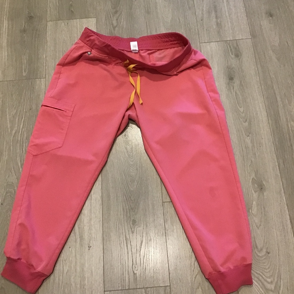 Figs women scrub pant size xl Petite neon pink